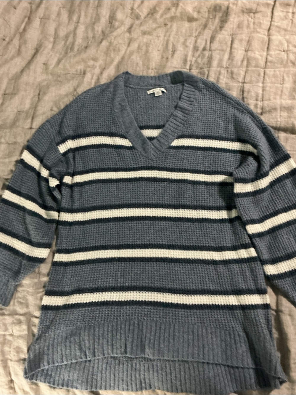 American Eagle V-Neck Sweater Striped Oversized Soft Sweater Size Medium